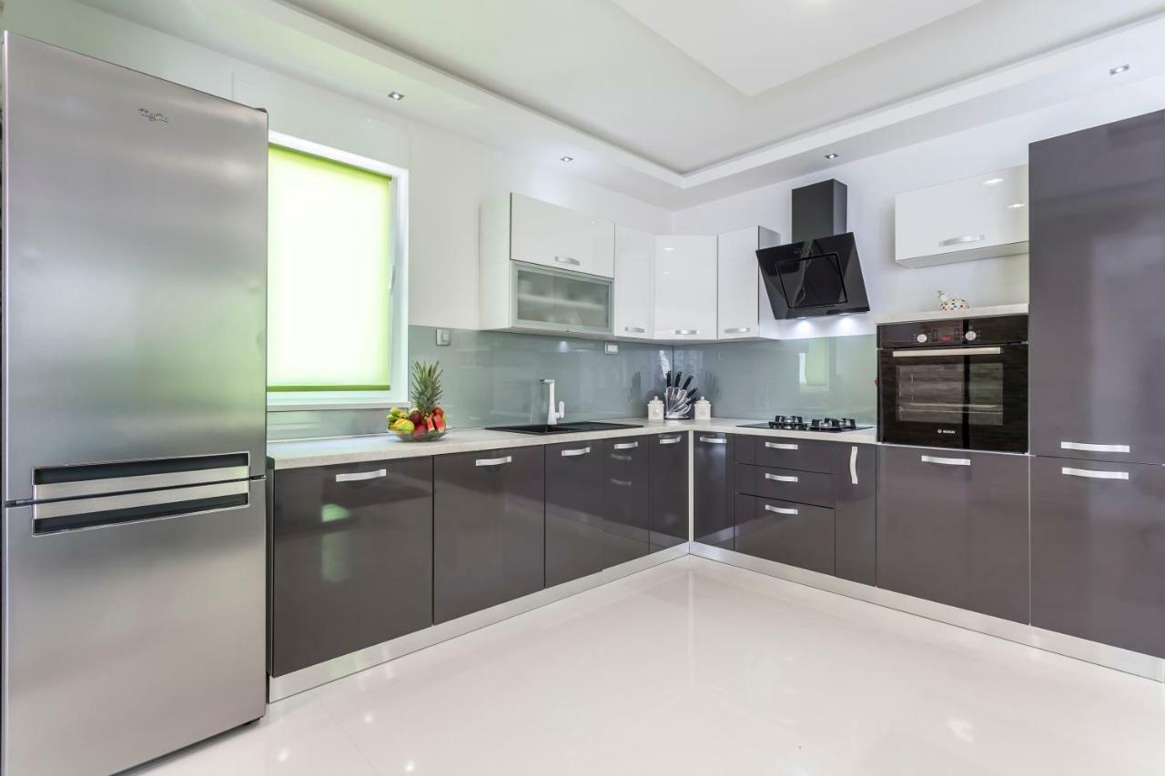 Sea Pearl Luxury Apartment Podstrana Zewnętrze zdjęcie